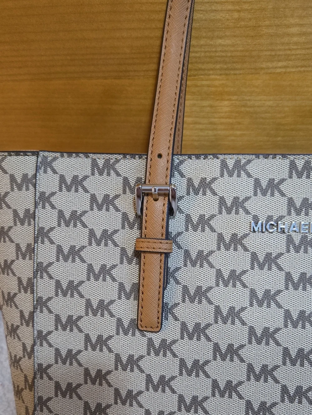 Michael Kors Tan/Beige Signature MK Tote Bag - Picture 3 of 11